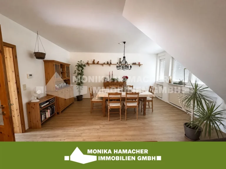 Wohlfühlwohnung mit 3 Zimmern, Balkon, Einbauküche und perfektem Grundriss