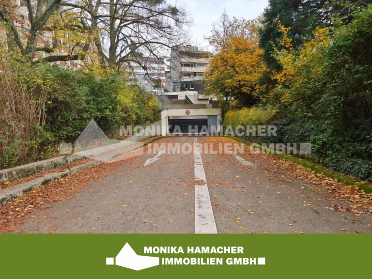 Tiefgaragenstellplatz in der City von GL-Bensberg